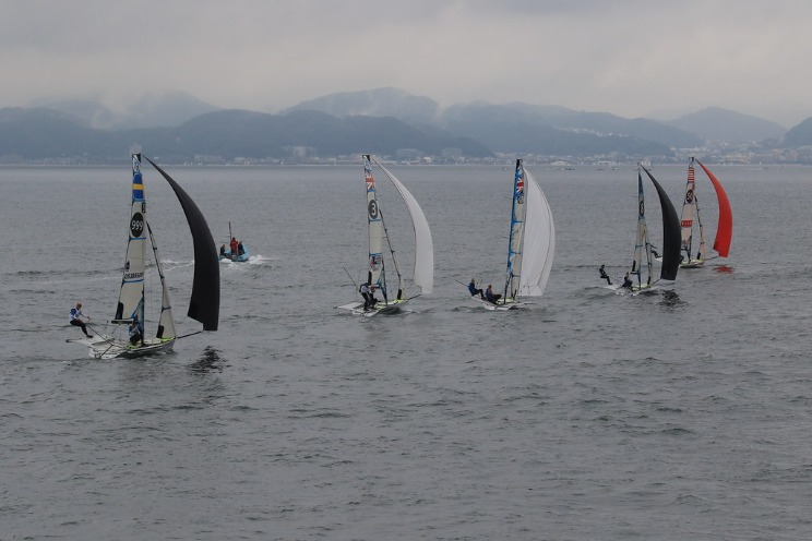 李方慧在极,限运动会上,夺首金,世界杯半决赛,2026年赛程,赛事分析,热门球队,比赛预测